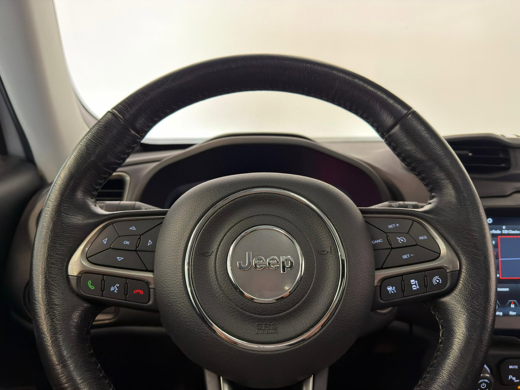 56463527-10.jpg